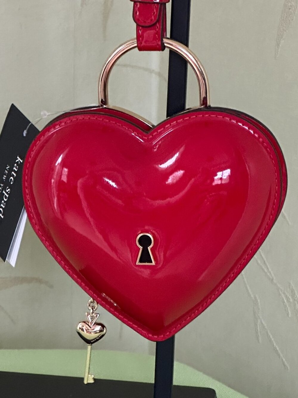 KATE SPADE KEY TO MY HEART WRISTLET:NWT CHERRY ROUGE - Picture 2 of 16
